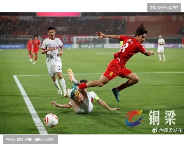 重庆铜梁龙防守组织纪律性强 升班马展现中超生存能力